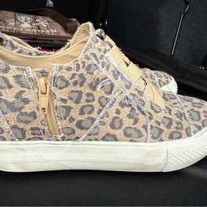 Blowfish Tan Leopard Print High Top Sneakers